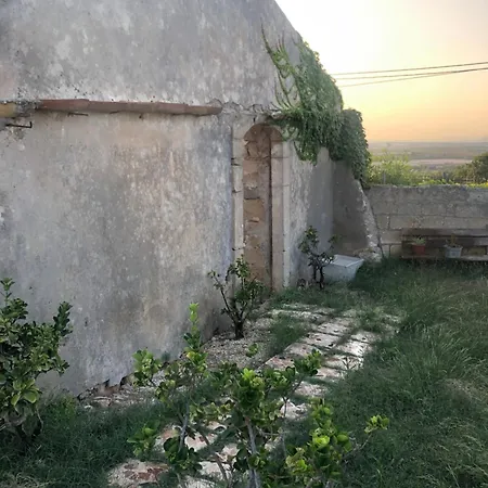 Bed & Breakfast Bacula Nzicula *