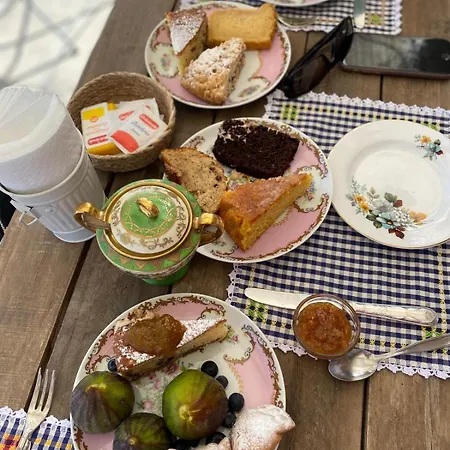 Bàcula Nzícula Couette-café