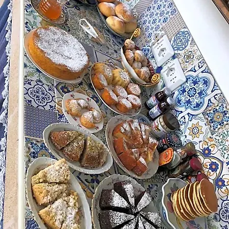 Alojamento de Acomodação e Pequeno-almoço Bàcula Nzícula 4*
